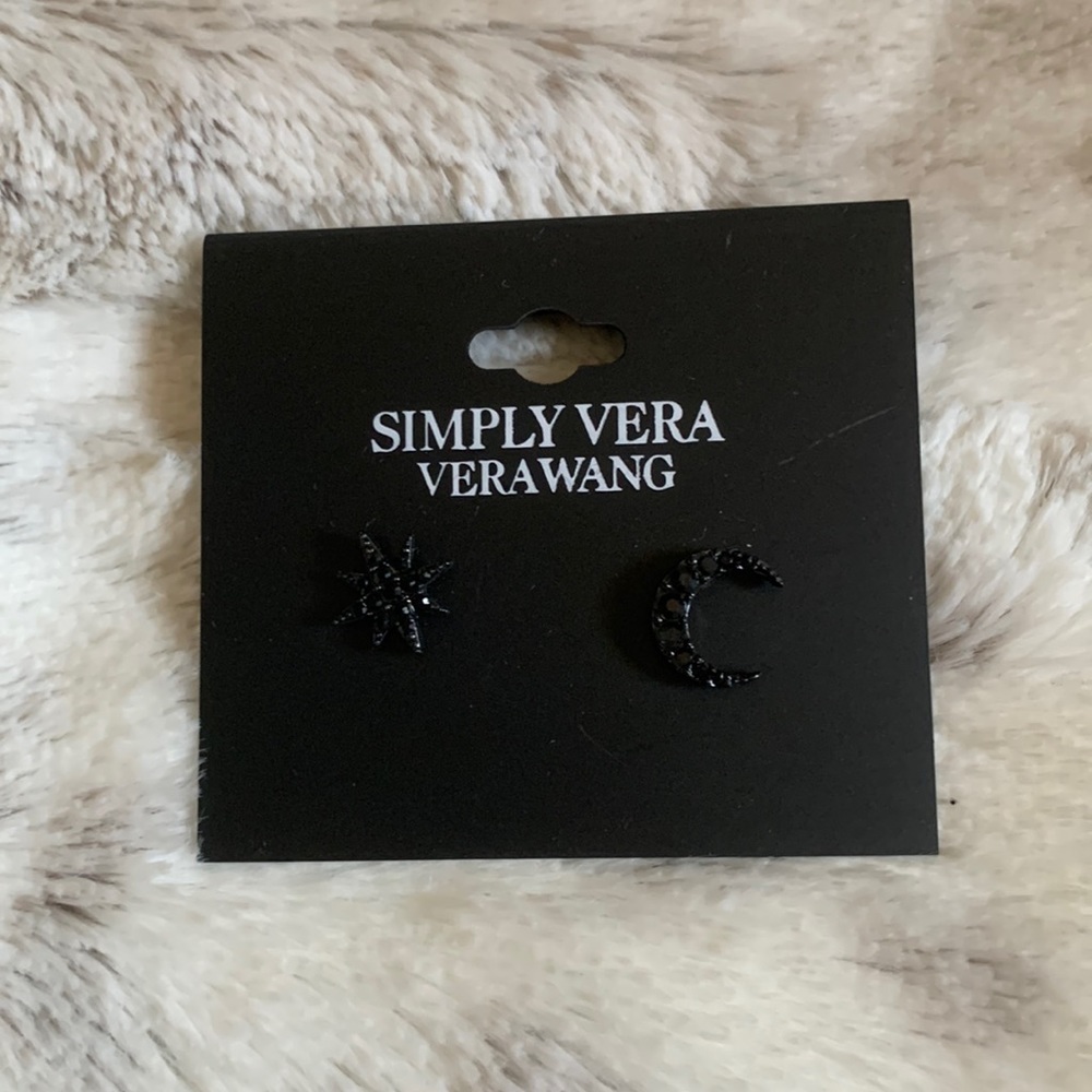 Simply Vera Earrings